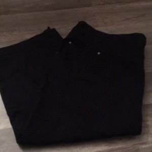 Time& Tru black Capri size XG (16-18)